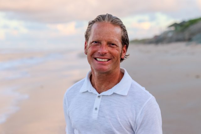 Dr. Thomas J. Hemingway, MD