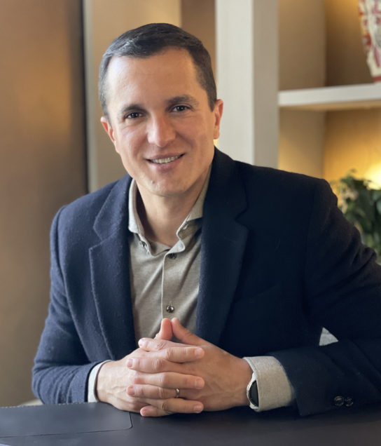 Adriano D. Dos Santos, Nutrition Science BSc I Sleep Medicine MSc